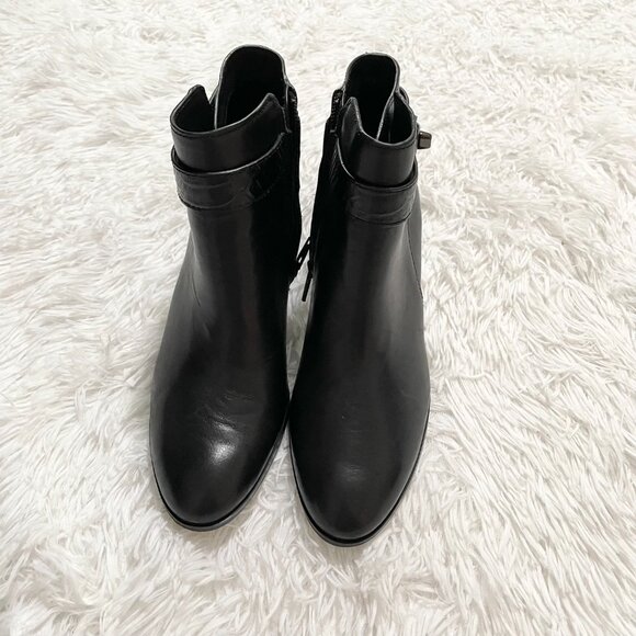NO BOX Women Coach Patricia Mat Leather Ankle Bootsin  Black Size 6.5 - Picture 2 of 10